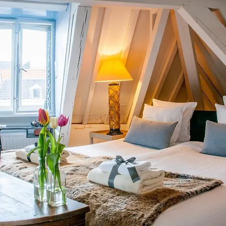 ベッド・アンド・ブレックファスト The Vanguard