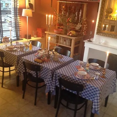 The Vanguard Amsterdam