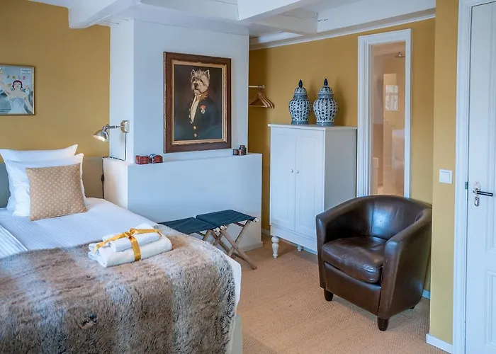 The Vanguard Bed & Breakfast